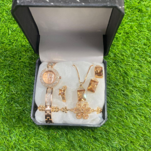 Elegant Women’s Luxury Watch – Stylish Jewellery Design | Durable Build | Timeless Classic Finish | Reliable Performance | Perfect Gift Choice (Includes Premium Box)